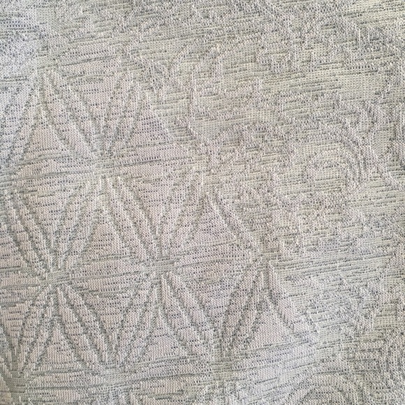 Blouse - Picture 6 of 7